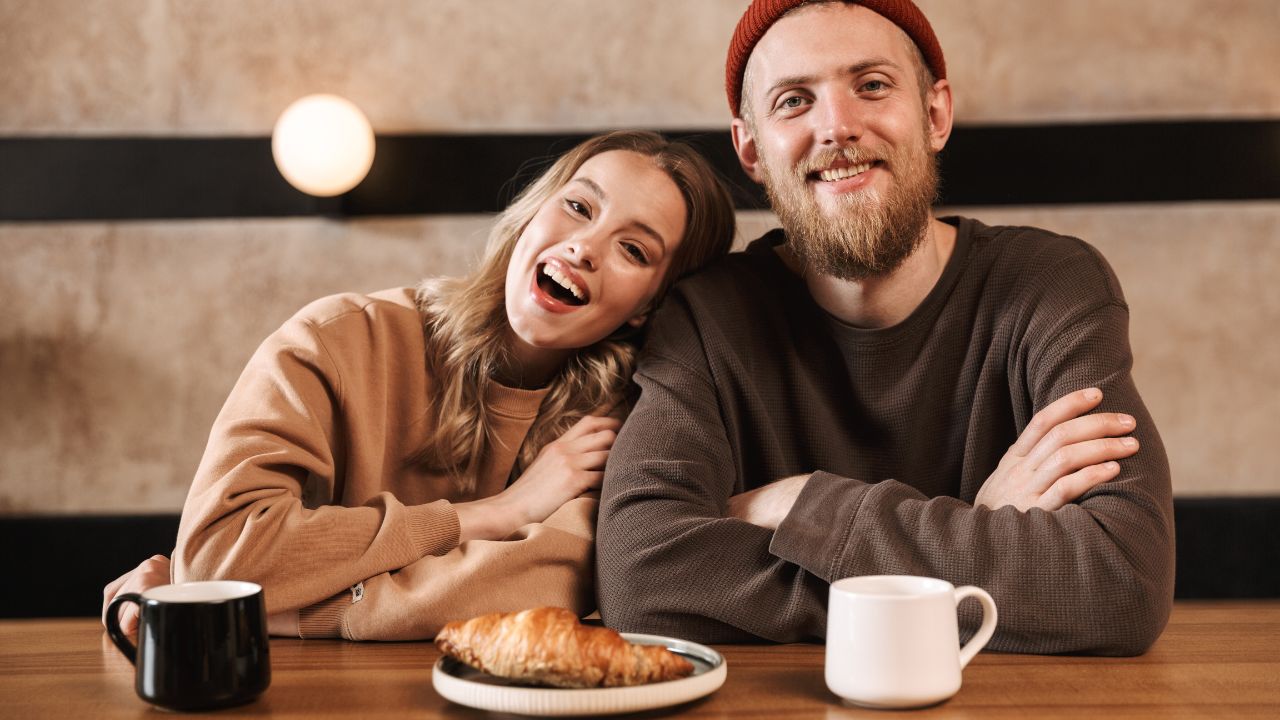 Signs That A Married Man Is Attracted To You